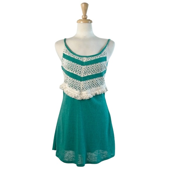 Judith March Dresses & Skirts - Judith March| Green crochet mini dress Super